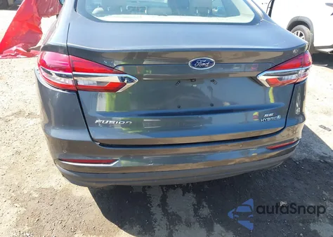 2019 Ford Fusion Hybrid Sel из США, поврежденный, VIN 3FA6P0MU1KR239942